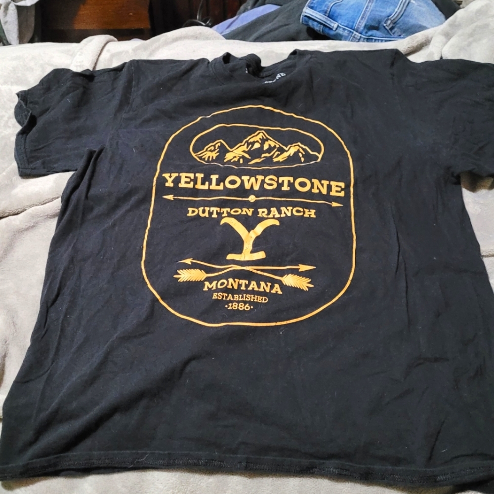 Yellowstone t-shirt